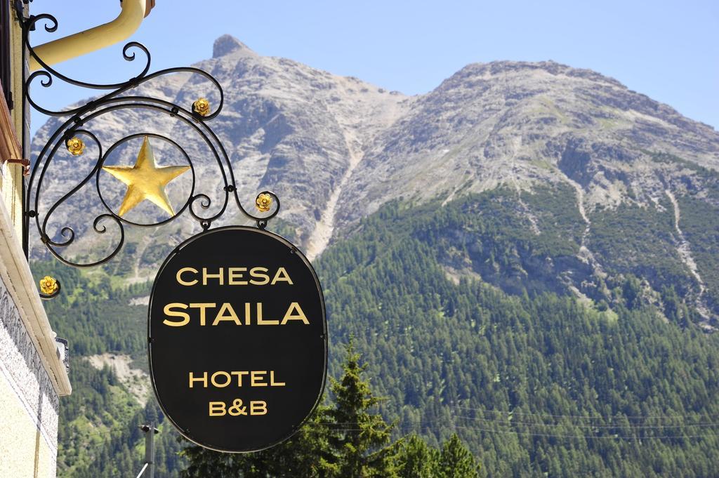 Hotel Chesa Staila Ла-Пунт-Чамуэшч Экстерьер фото