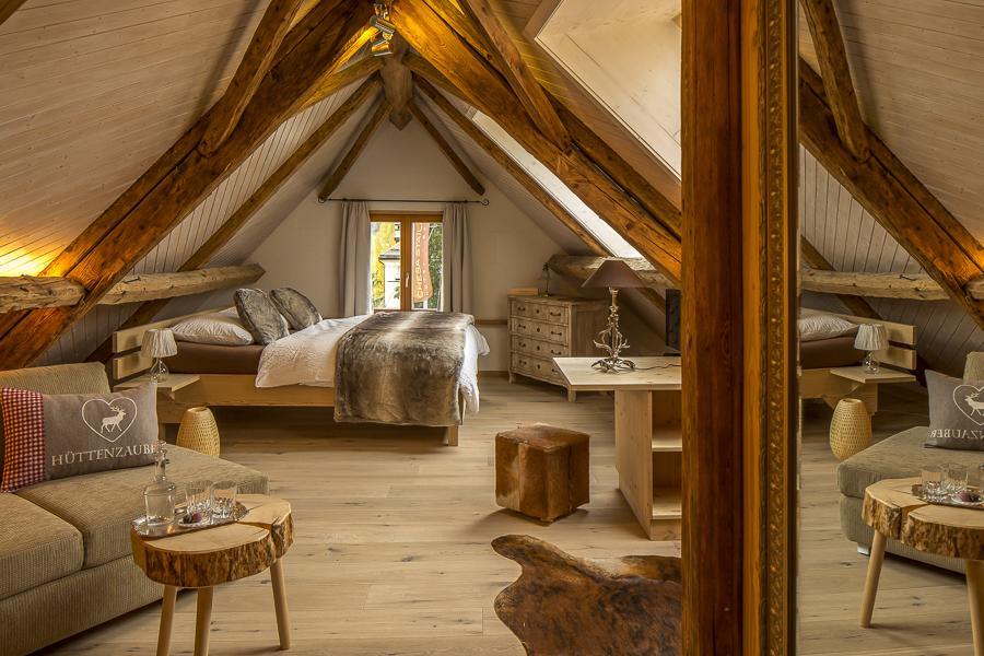 Hotel Chesa Staila Ла-Пунт-Чамуэшч Экстерьер фото